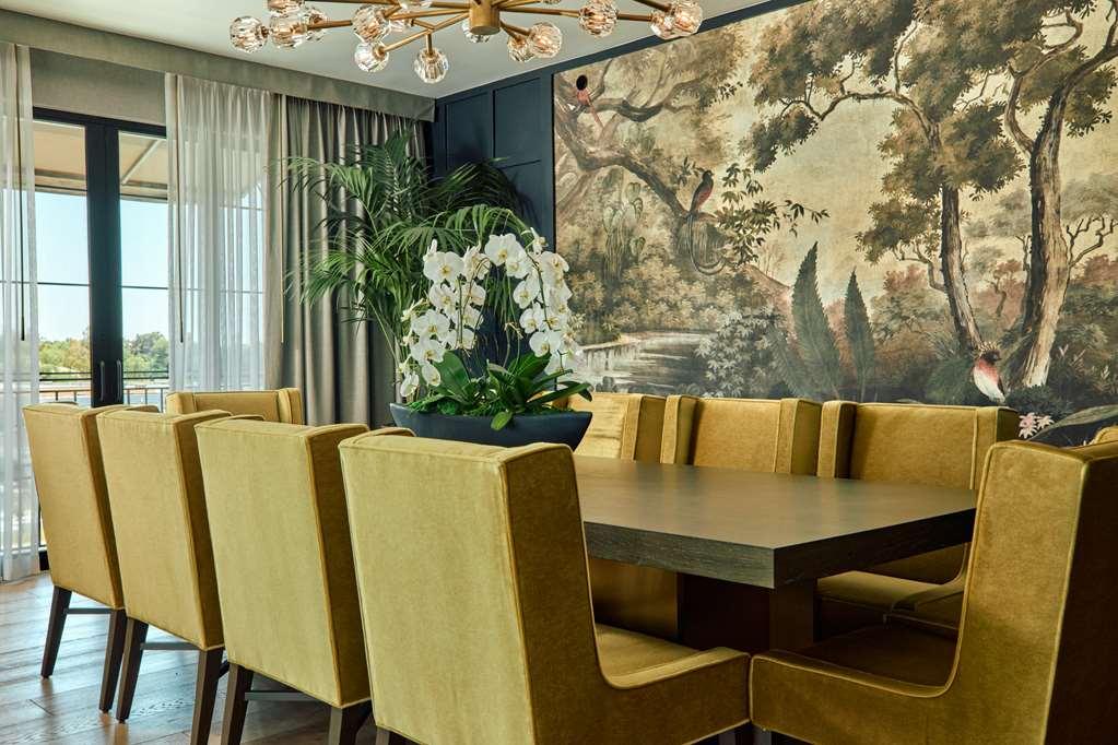 Hotel The Global Ambassador Phoenix Restaurante foto